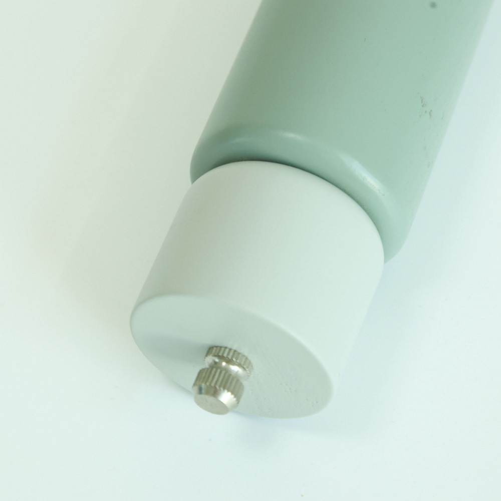 Solid Wood and Adjustable Ceramic Grinder