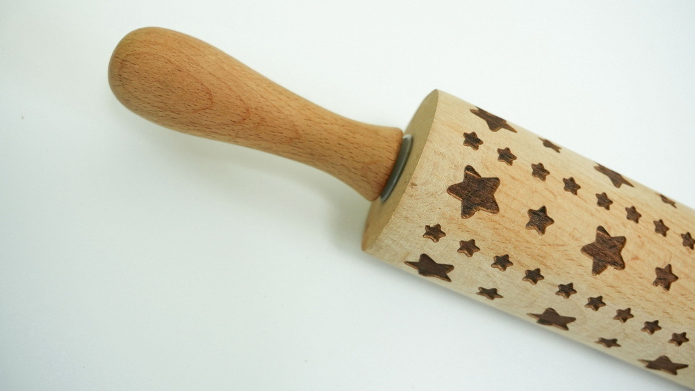 Wholesale Custom Star Embossed Wood Rolling Pin for Kitchen