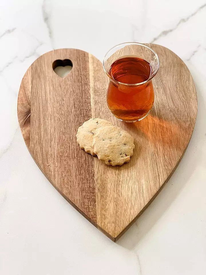 Heart Shape Acacia Wood Charcuterie Board Cheese Platter Wood Cutting Board