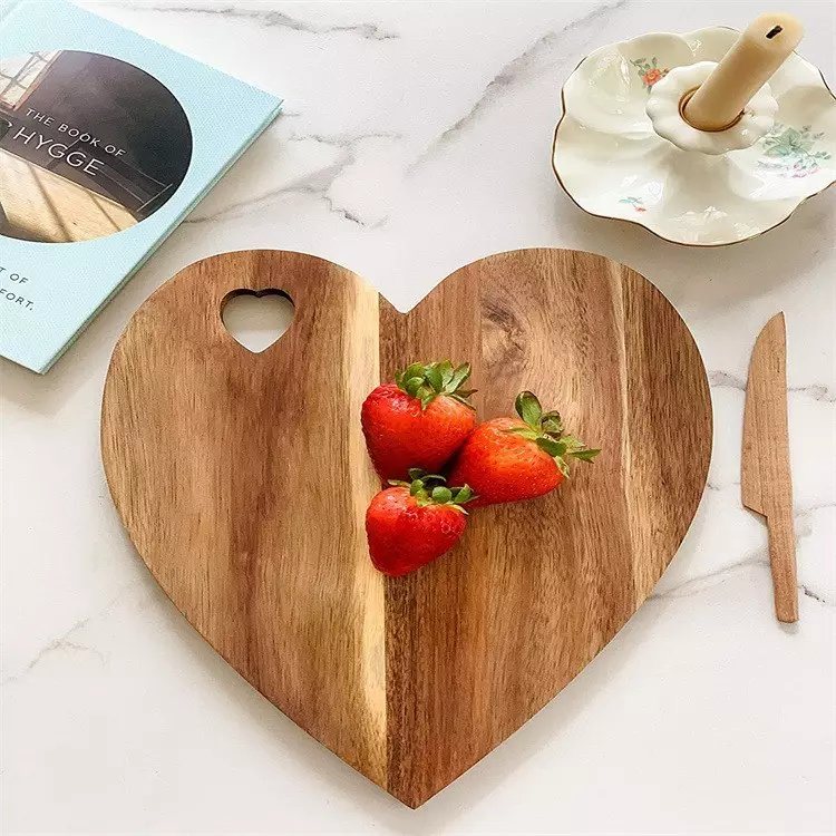 Heart Shape Acacia Wood Charcuterie Board Cheese Platter Wood Cutting Board