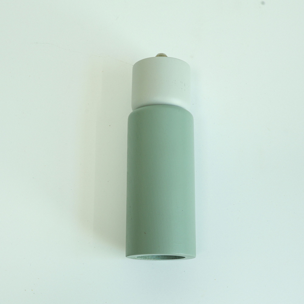 Solid Wood and Adjustable Ceramic Grinder