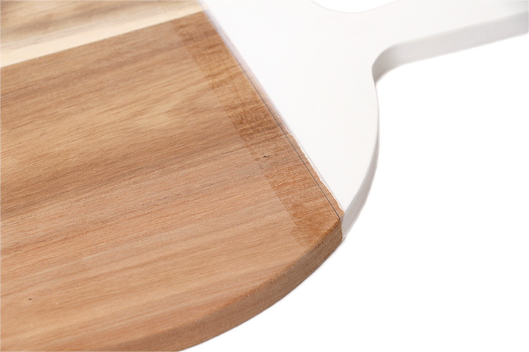 Round Acacia Wood Cutting Board with Handle