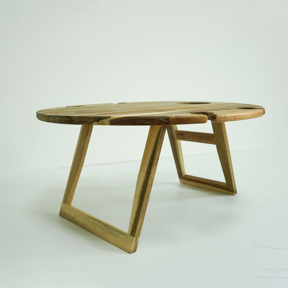 Custom Round Shape Bamboo Portable Camping Table Wood Folding Picnic Table Wood Outdoor Wine Table with Wine Glasses Holder