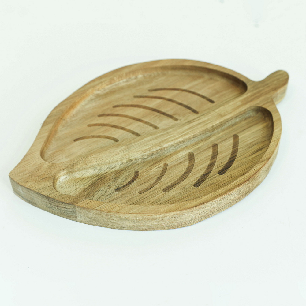 Leaf Shape Reusable Wooden Serving Platters Wood Plate for Snack Cake