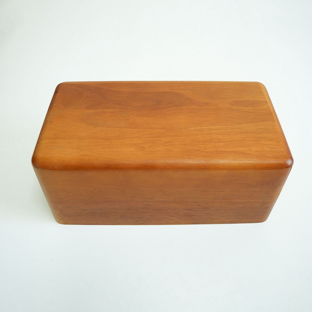 Modern Wooden Tissue Box Tissue Paper Storage Box with Color Paintin