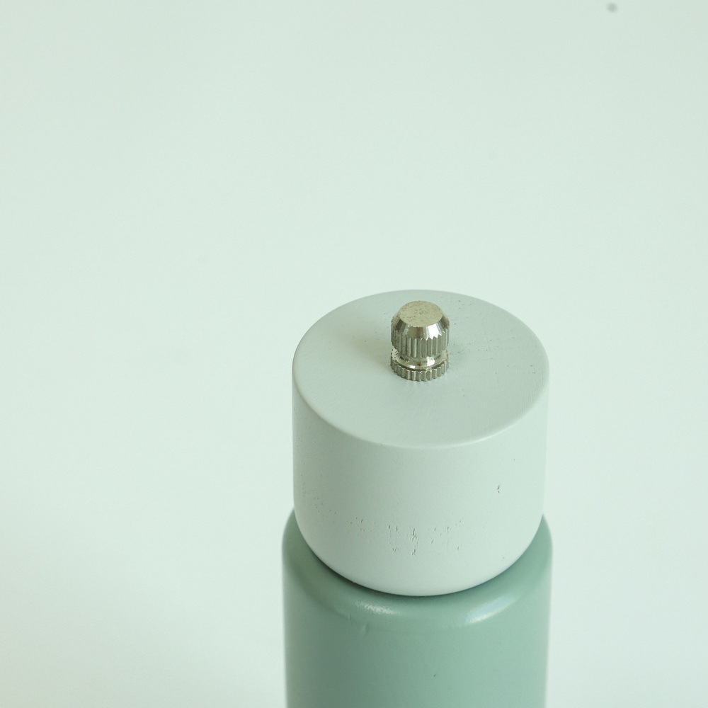 Solid Wood and Adjustable Ceramic Grinder